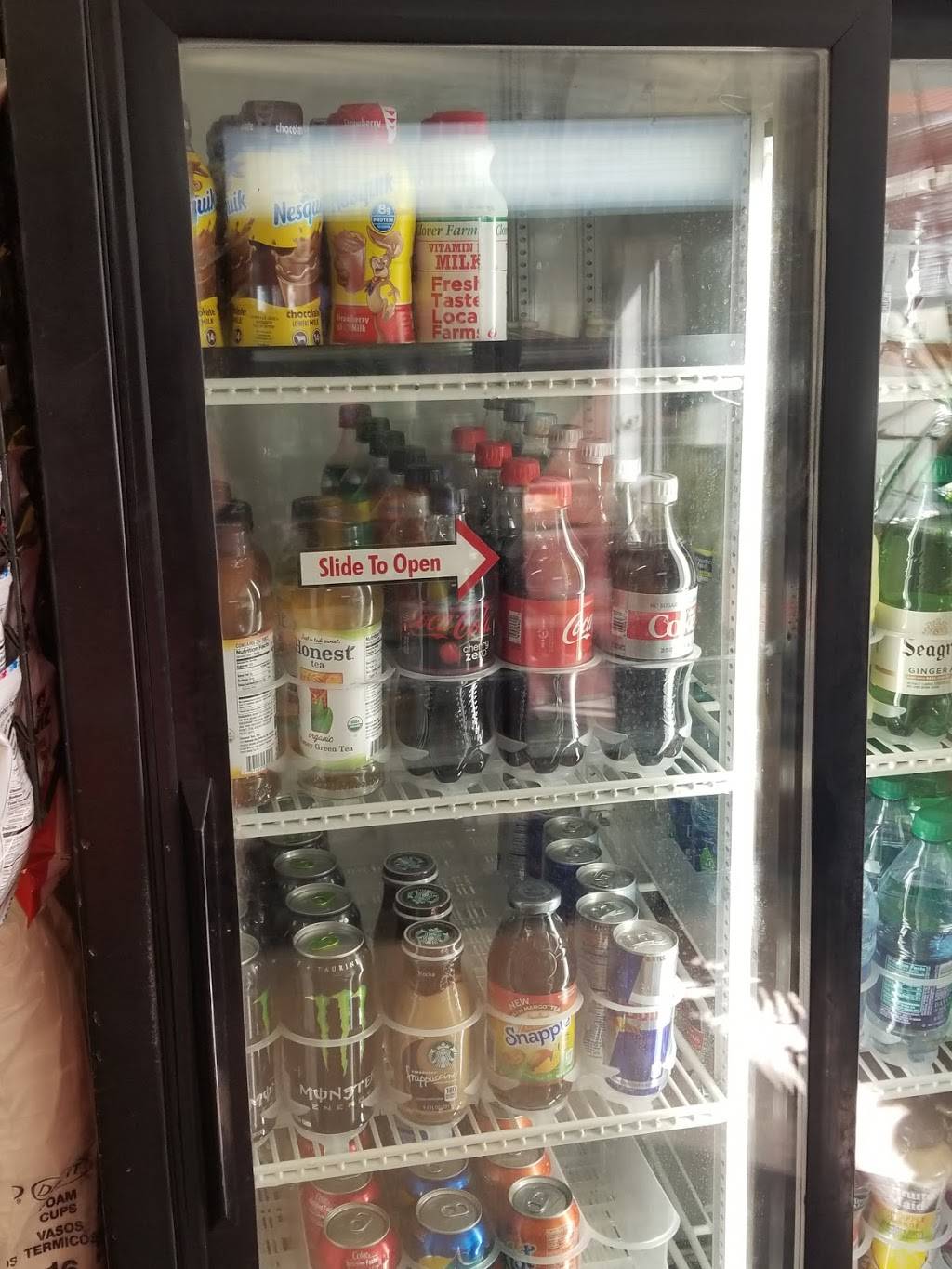 Ritas Place | restaurant | 2324 N Charles St, Baltimore, MD 21218, USA | 4102431984 OR +1 410-243-1984