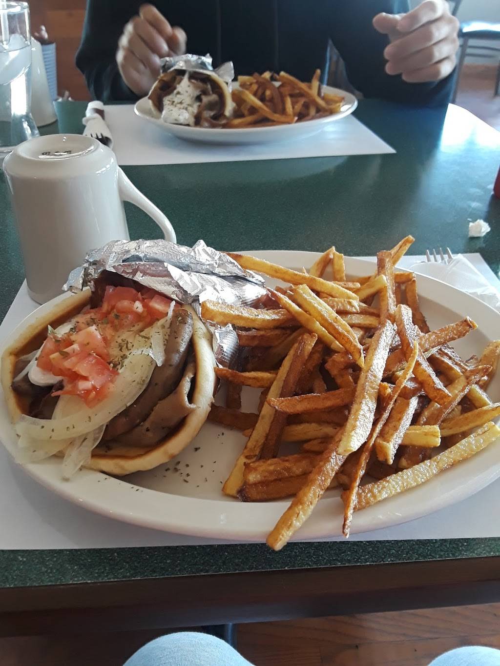 Clevelands Local Eatery | restaurant | 6021 Memphis Ave, Cleveland, OH 44144, USA | 2168621042 OR +1 216-862-1042