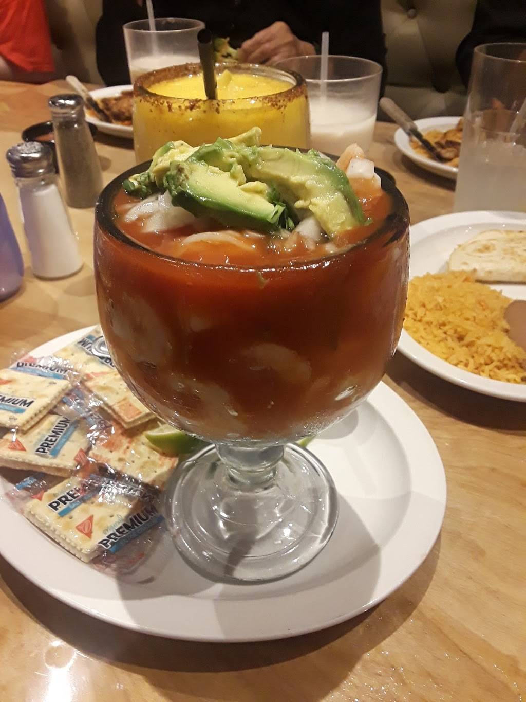 El Ranchito Restaurant | restaurant | 3517 S Cooper St, Arlington, TX 76015, USA | 8179874560 OR +1 817-987-4560