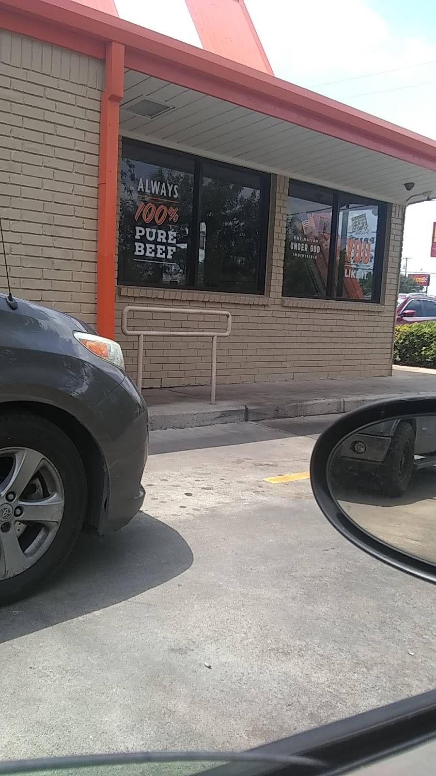Whataburger | restaurant | 4646 W Commerce St, San Antonio, TX 78237, USA | 2104353084 OR +1 210-435-3084