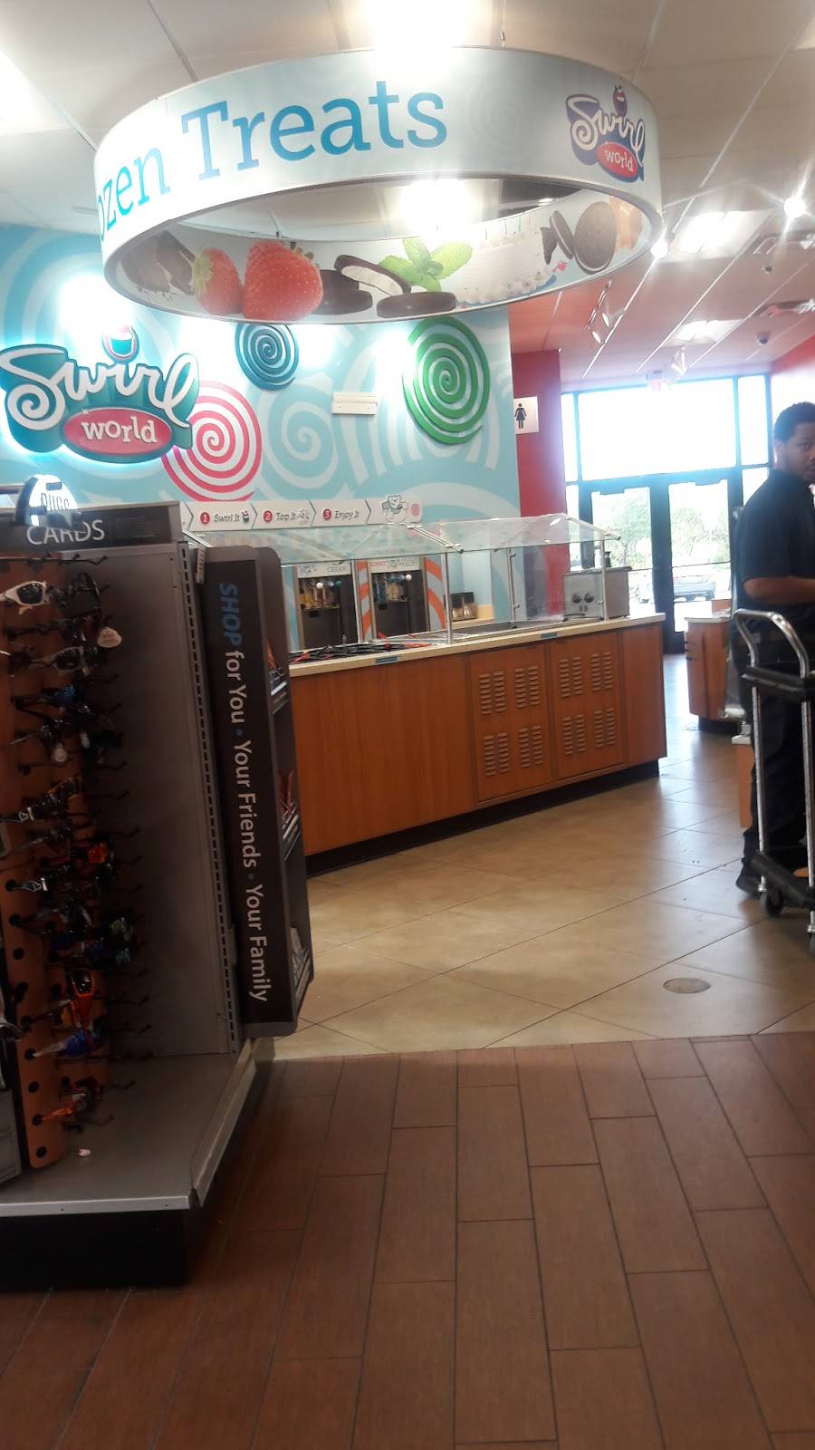 RaceTrac | bakery | 9620 Harry Hines Blvd, Dallas, TX 75220, USA | 2143585093 OR +1 214-358-5093