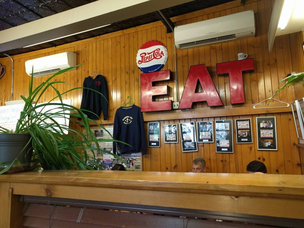 Hamburg Inn No. 2 | restaurant | 214 N Linn St, Iowa City, IA 52245, USA | 3193375512 OR +1 319-337-5512