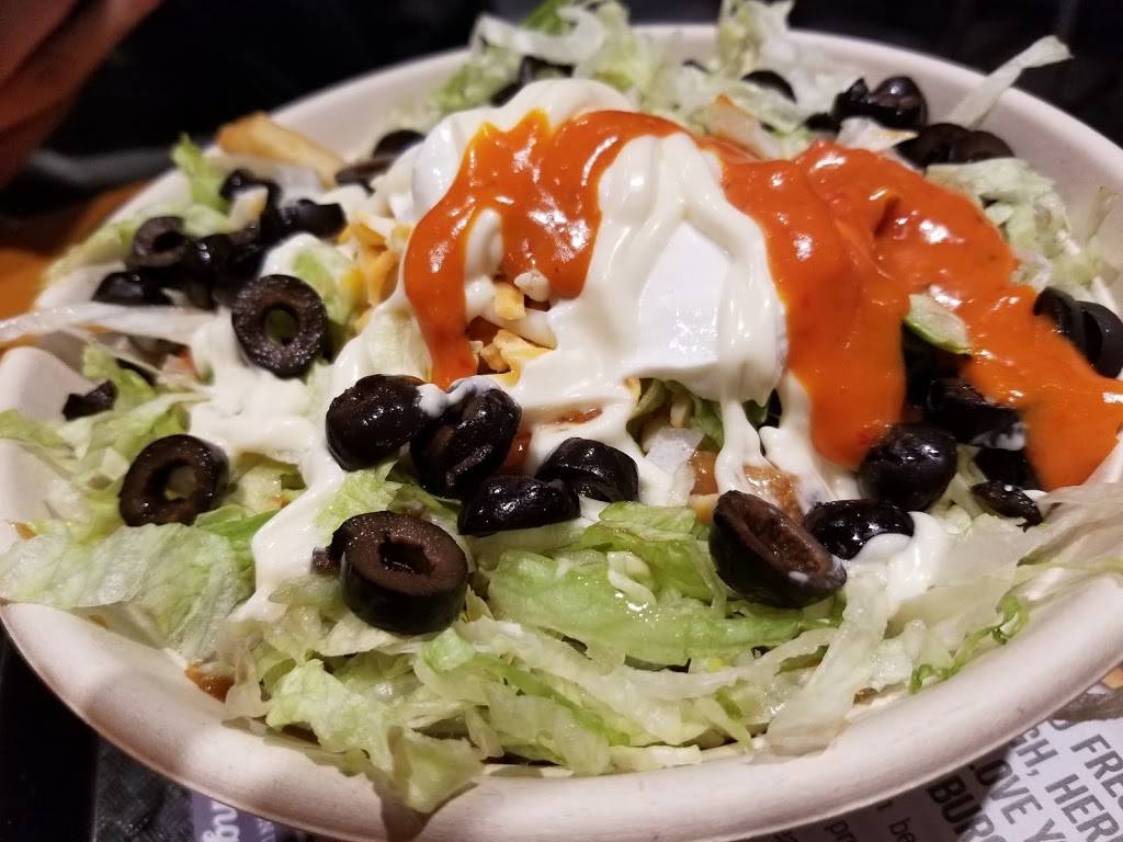 Harveys | restaurant | 2380 Wyandotte St W, Windsor, ON N9B 1K4, Canada | 5199737844 OR +1 519-973-7844