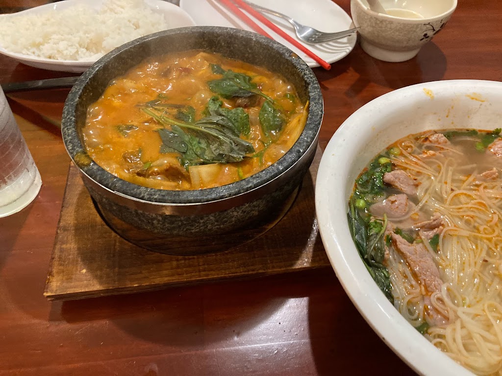 Diamonds Cafe | restaurant | 260 W Gilman St, Madison, WI 53703, USA | 6082987525 OR +1 608-298-7525