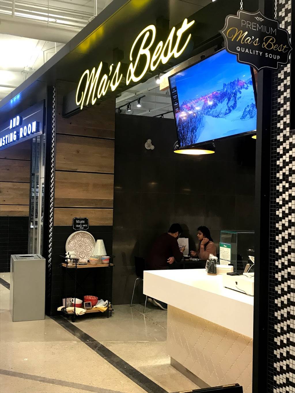 Mas Best Soup | restaurant | 17600 Yonge St FM19B, Newmarket, ON L3Y 4Z1, Canada | 9052355977 OR +1 905-235-5977