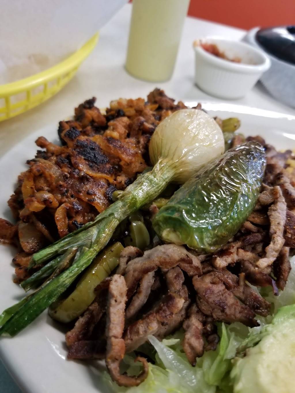 Taqueria Los Jaliscienses | restaurant | 1815 W Ben White Blvd, Austin, TX 78704, USA | 5128468055 OR +1 512-846-8055