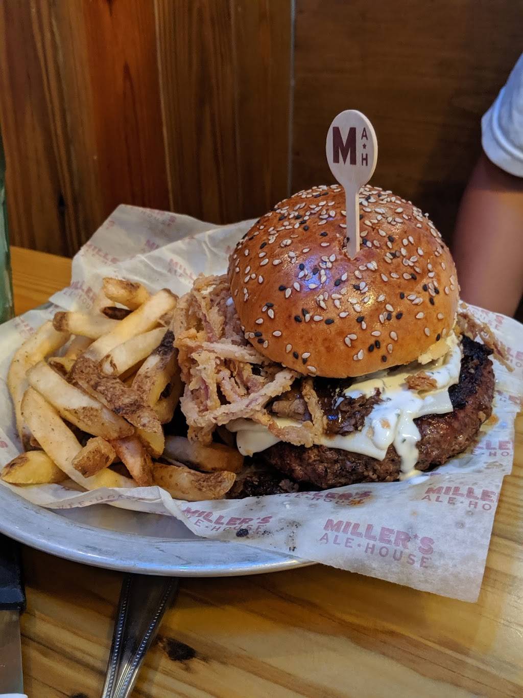 Millers Ale House - Naples | restaurant | 6320 Hollywood Blvd, Naples, FL 34109, USA | 2395910125 OR +1 239-591-0125