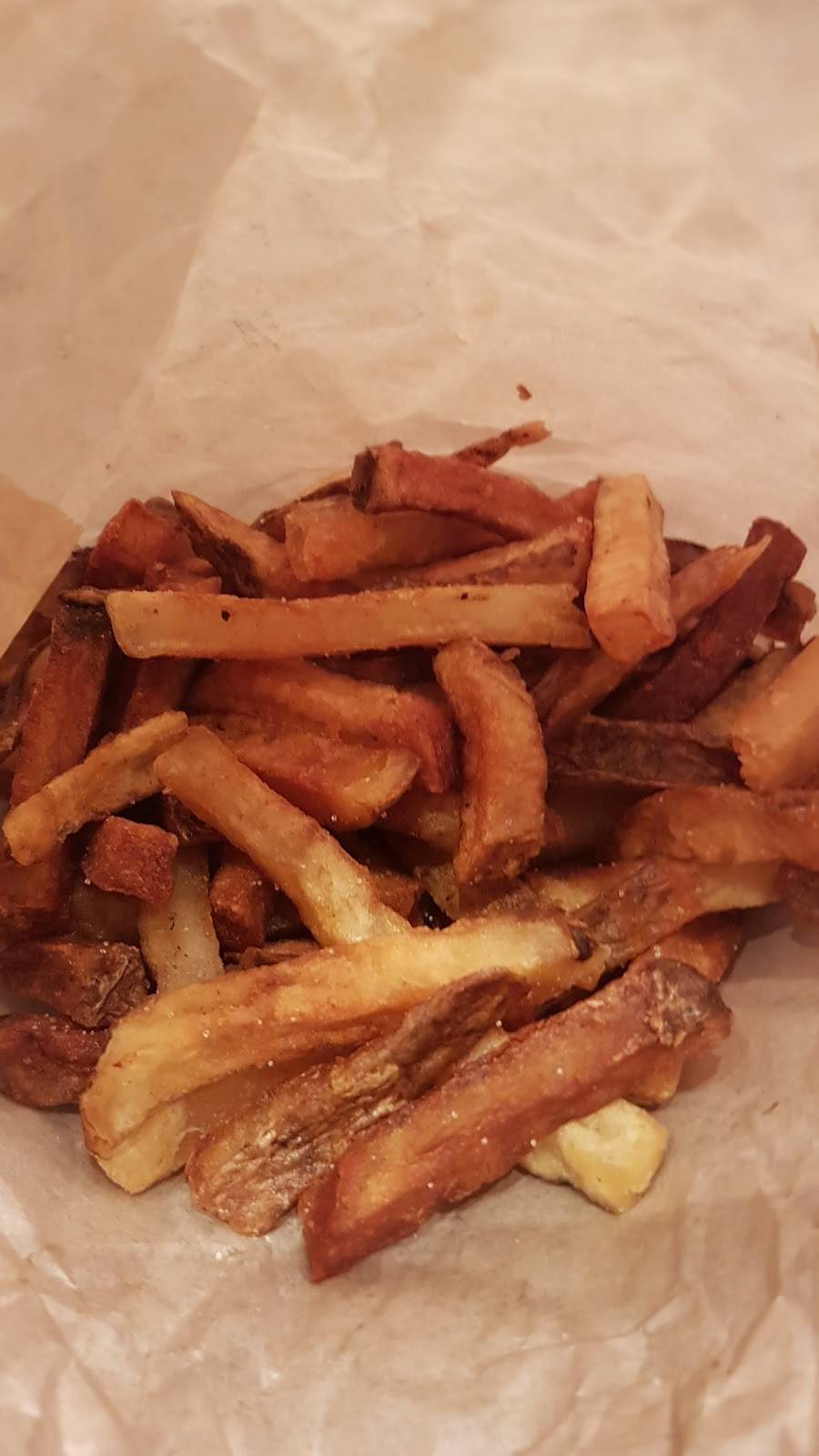 Fish Bar | restaurant | 600 E Grand Ave, Chicago, IL 60611, USA | 3126248017 OR +1 312-624-8017