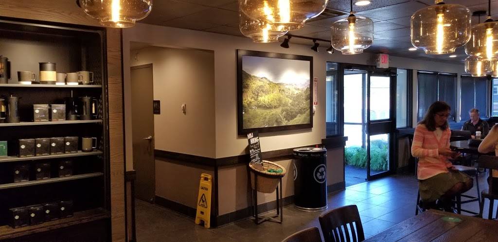 Starbucks | cafe | 38 Danbury Rd, New Milford, CT 06776, USA | 8603542508 OR +1 860-354-2508