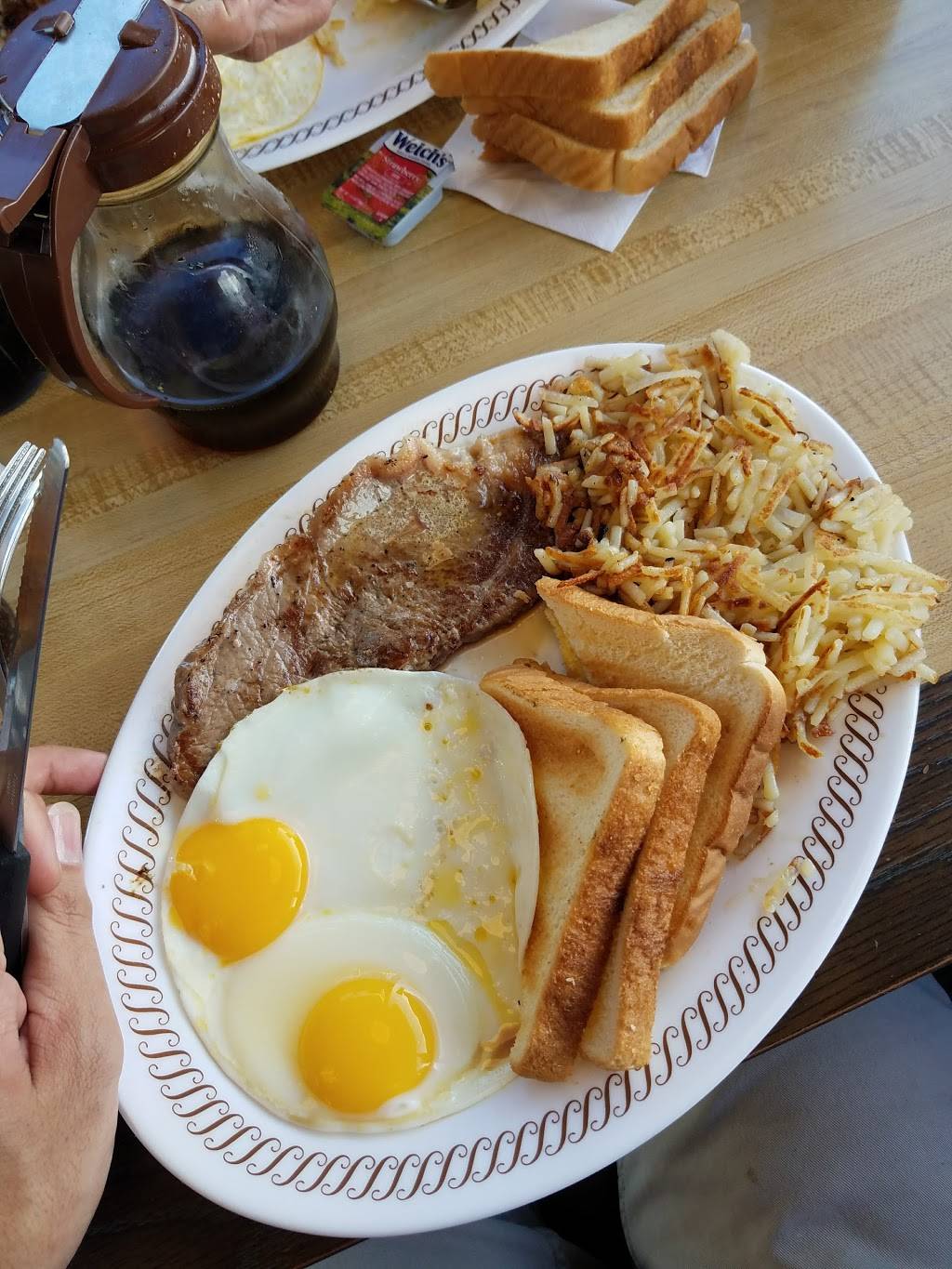 Waffle House | meal takeaway | 125 Palisade Dr, Brunswick, GA 31523, USA | 9122679395 OR +1 912-267-9395