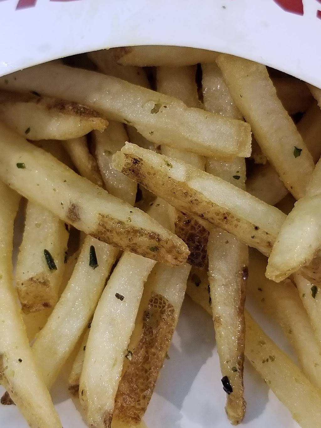 Smashburger | restaurant | Terminal B/C, Philadelphia International Airport, Philadelphia, PA 19153, USA | 3036331500 OR +1 303-633-1500