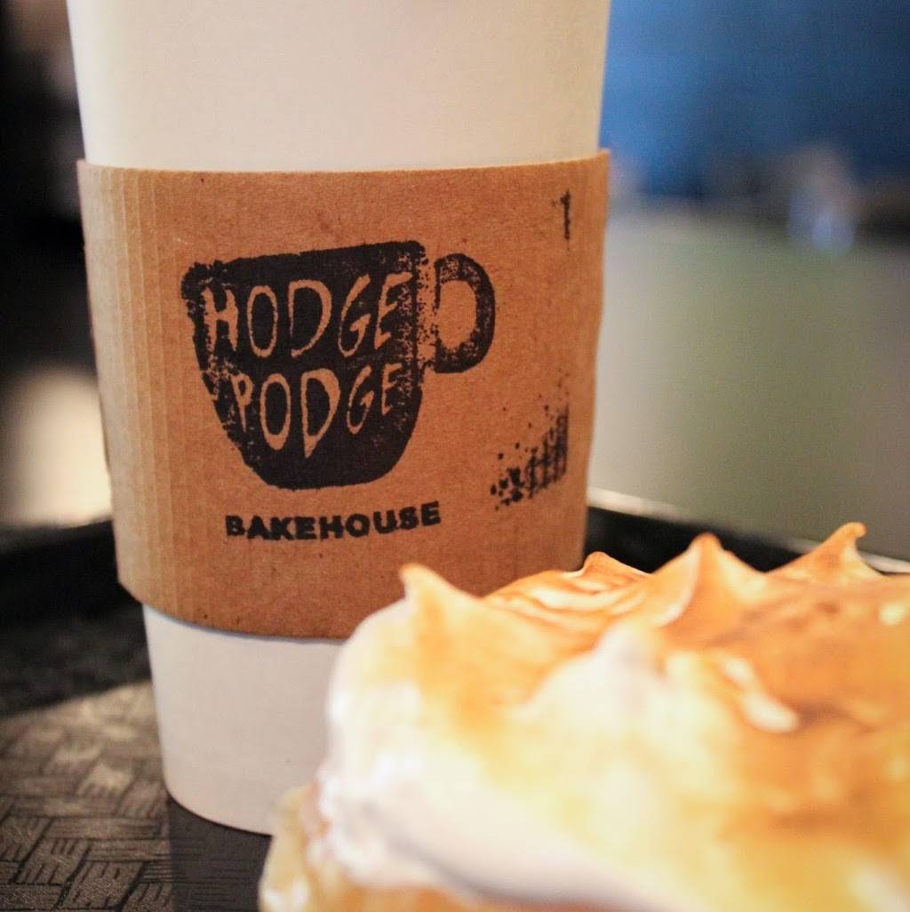 Hodgepodge Bakehouse | bakery | 3361 Mc Cracken St, Muskegon, MI 49441, USA | 2317558800 OR +1 231-755-8800