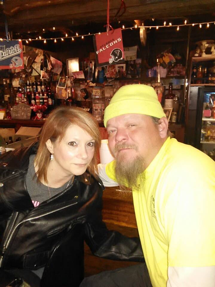 Triangle Saloon, Inc. | restaurant | 1634 E Kirby Ave, Muncie, IN 47302, USA | 7652820599 OR +1 765-282-0599