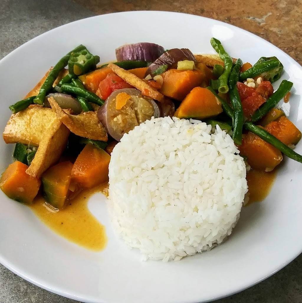 Fork And Spoon Food House | restaurant | 10634 NE Sandy Blvd, Portland, OR 97220, USA | 5038677716 OR +1 503-867-7716