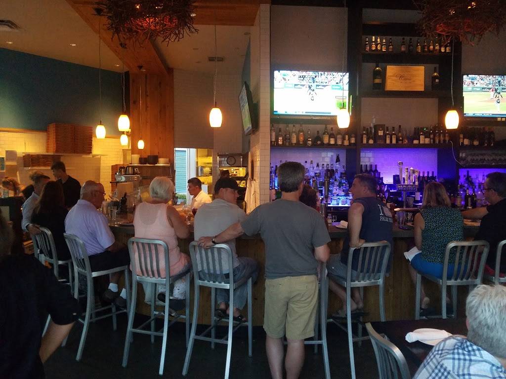 Boathouse Bistro & Pizzeria | restaurant | 19 Shipyard Dr, Hingham, MA 02043, USA | 7817493777 OR +1 781-749-3777