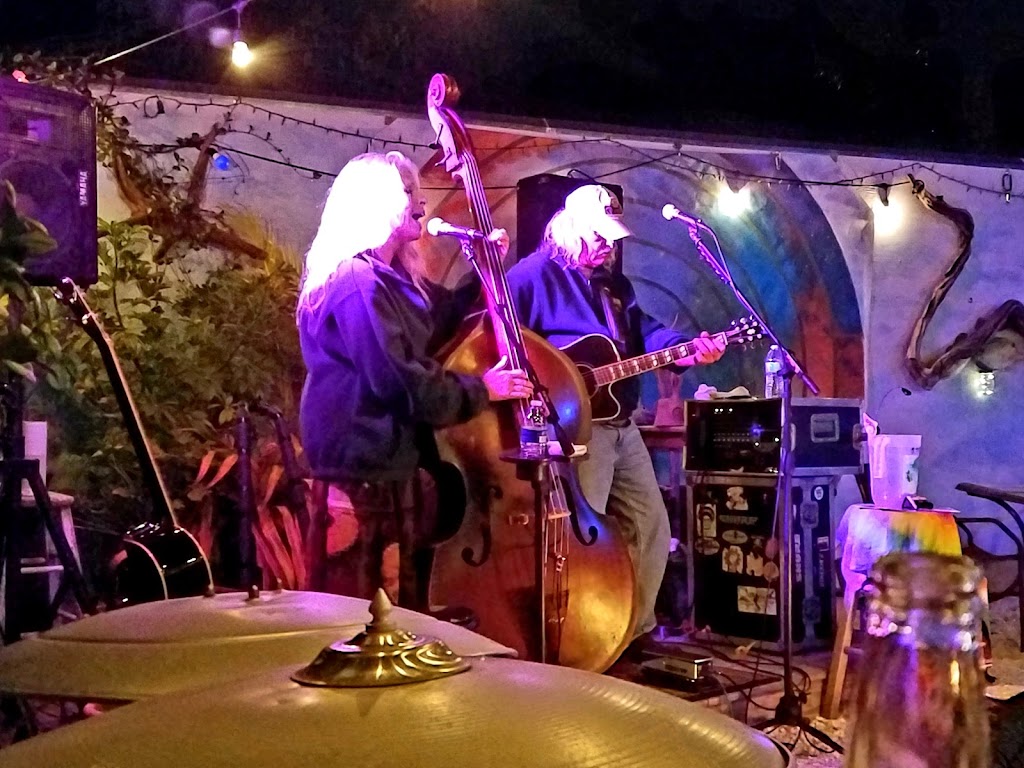 Bunny & Pirates Bazaar | restaurant | 12404 Cortez Rd W, Cortez, FL 34215, USA | 9412812582 OR +1 941-281-2582