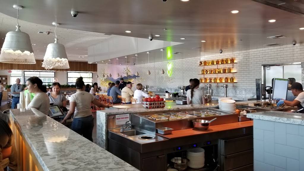 Heirloom | restaurant | 8398 N Fresno St, Fresno, CA 93720, USA | 5592289735 OR +1 559-228-9735