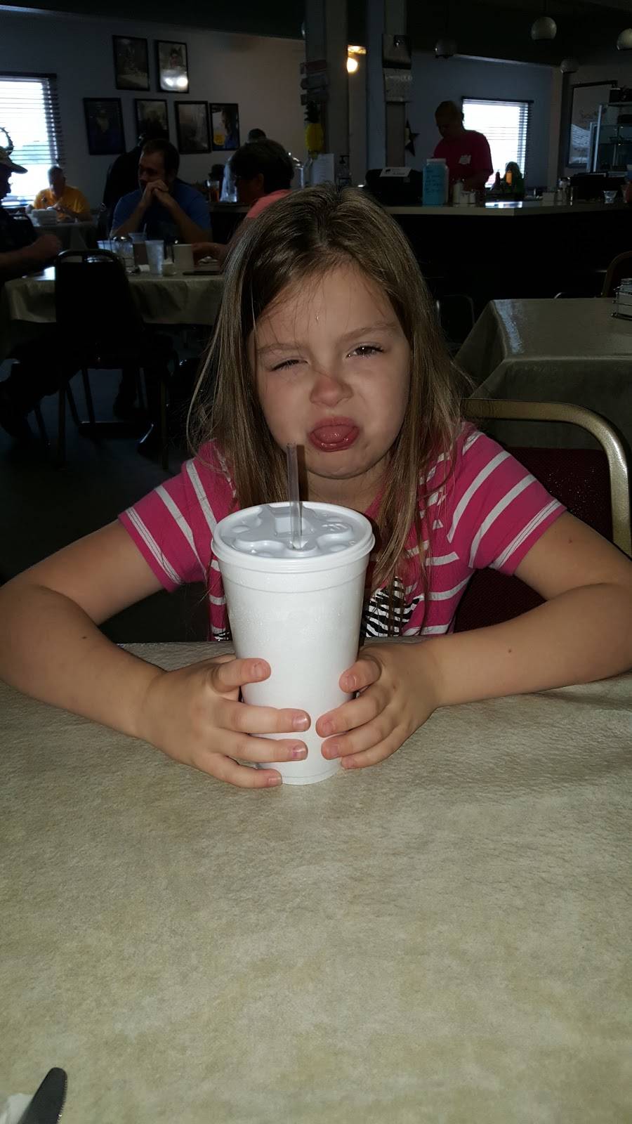 RT 138 Cafe | restaurant | 21224 IL-138, Mt Olive, IL 62069, USA | 2179992115 OR +1 217-999-2115