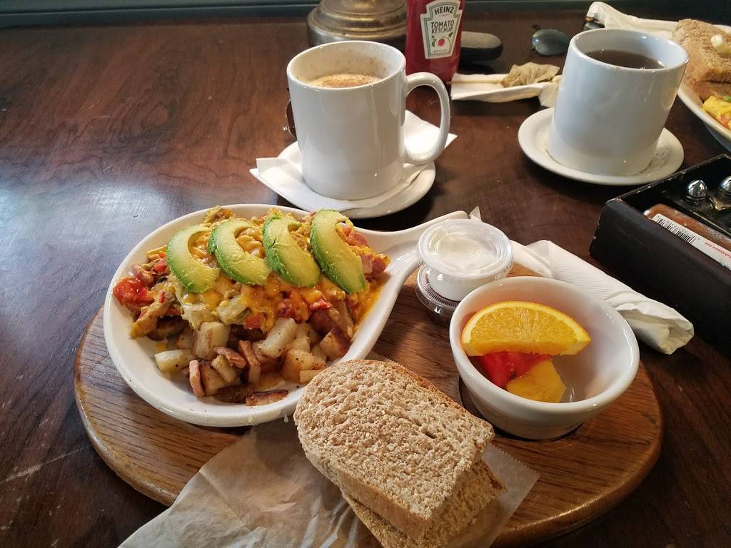 The Living Room | restaurant | 5900 El Cajon Blvd, San Diego, CA 92115, USA | 6192868434 OR +1 619-286-8434