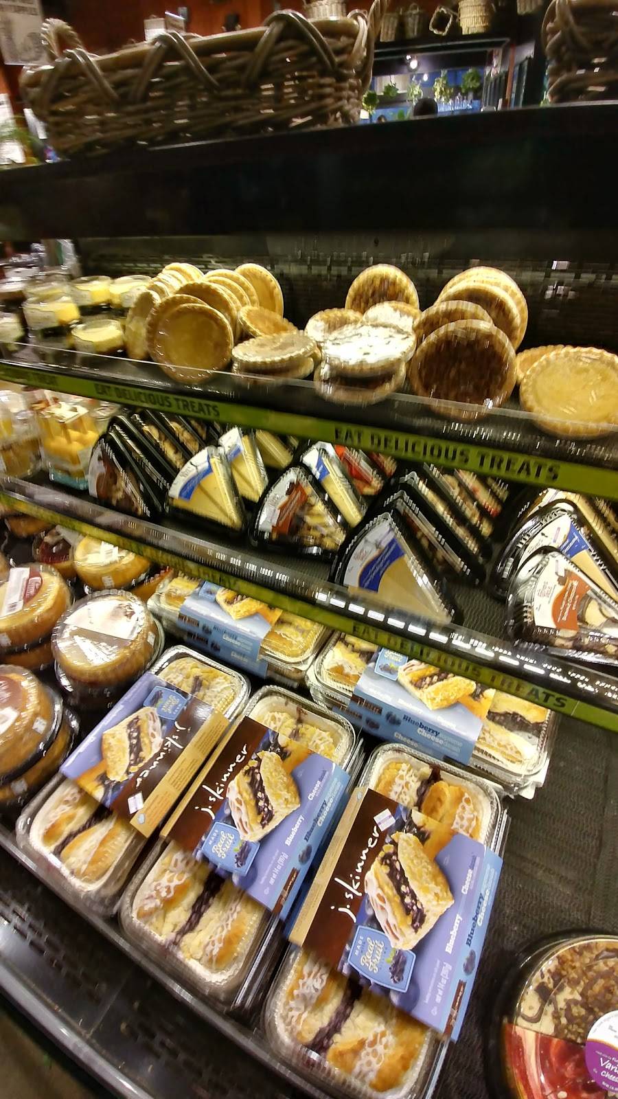 Westborn Market | bakery | 21770 Michigan Ave, Dearborn, MI 48124, USA | 3132746100 OR +1 313-274-6100