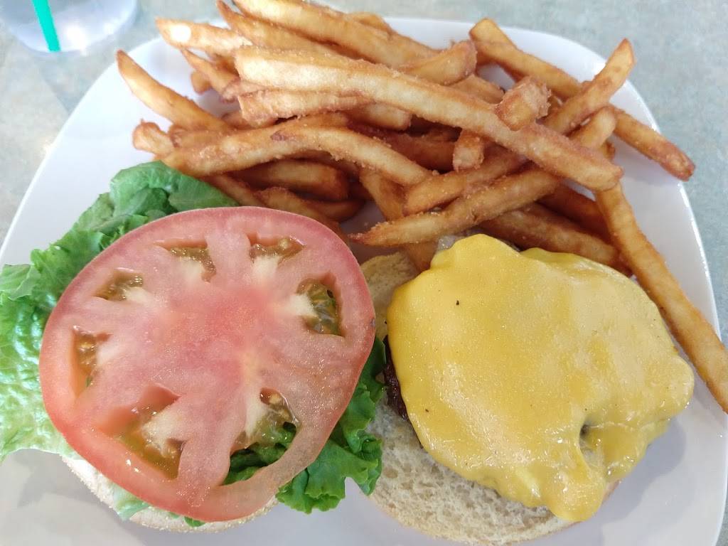 Hannahs Koney Island | restaurant | 4790 Hagadorn Rd, East Lansing, MI 48823, USA | 5173333527 OR +1 517-333-3527