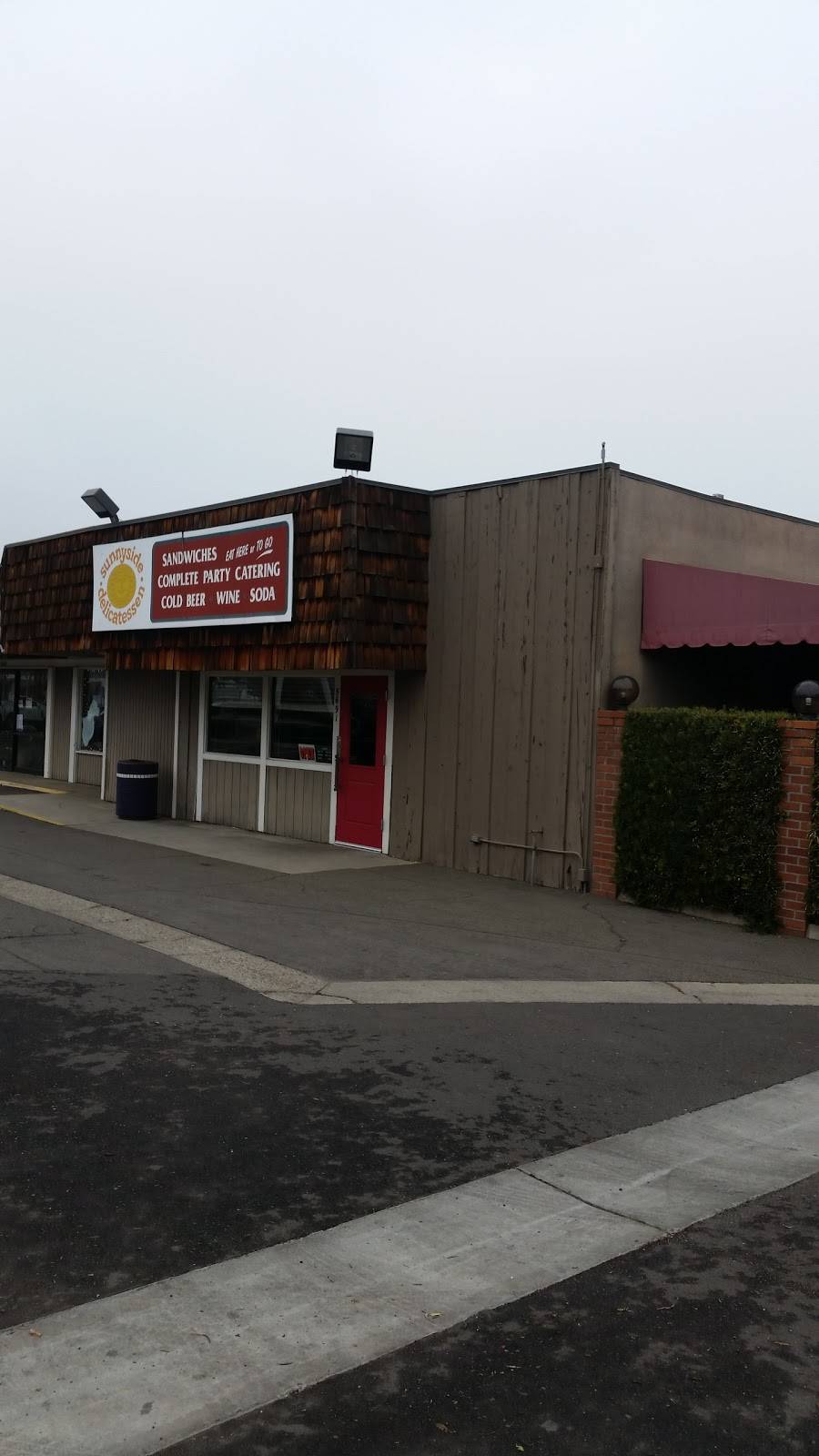 Sunnyside Delicatessen | meal takeaway | 5691 E Kings Canyon Rd, Fresno, CA 93727, USA | 5592523338 OR +1 559-252-3338