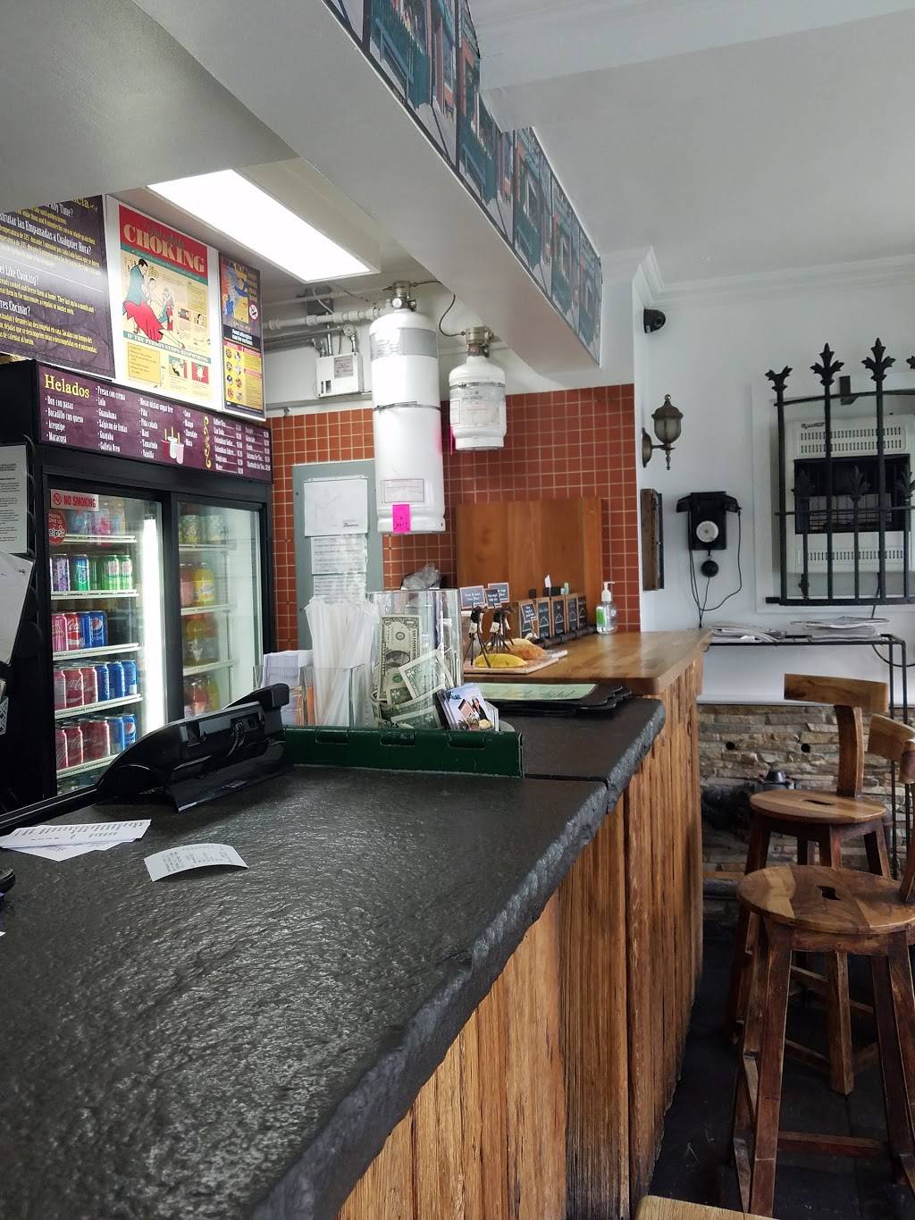 Empanadas Cafe | cafe | 5627 Van Doren St, Corona, NY 11368, USA | 7185927288 OR +1 718-592-7288