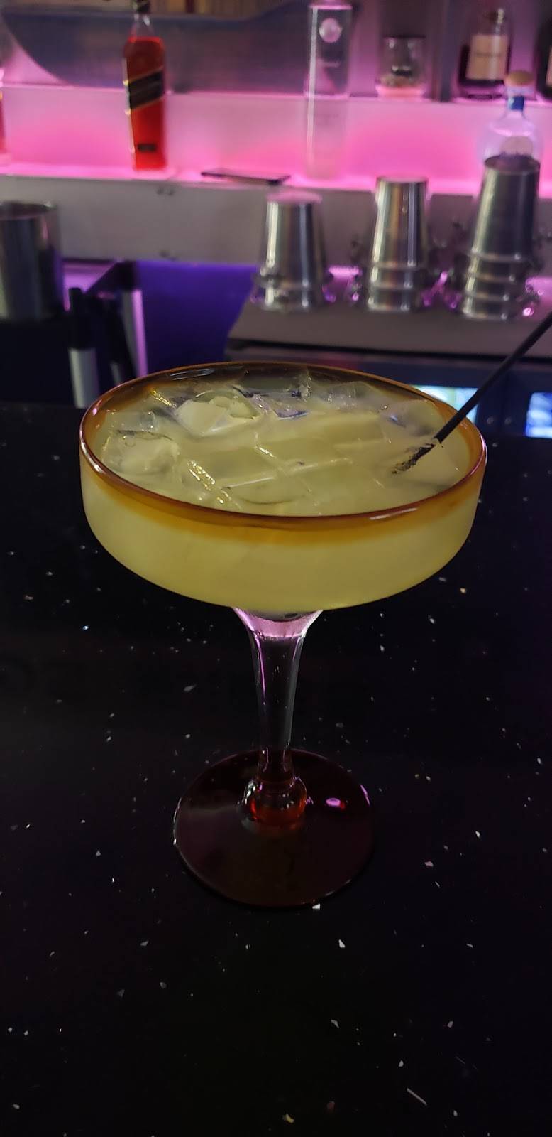 Dos Mares Lounge and Restaurant | restaurant | 25 Sherman Ave, New York, NY 10040, USA | 6463703070 OR +1 646-370-3070