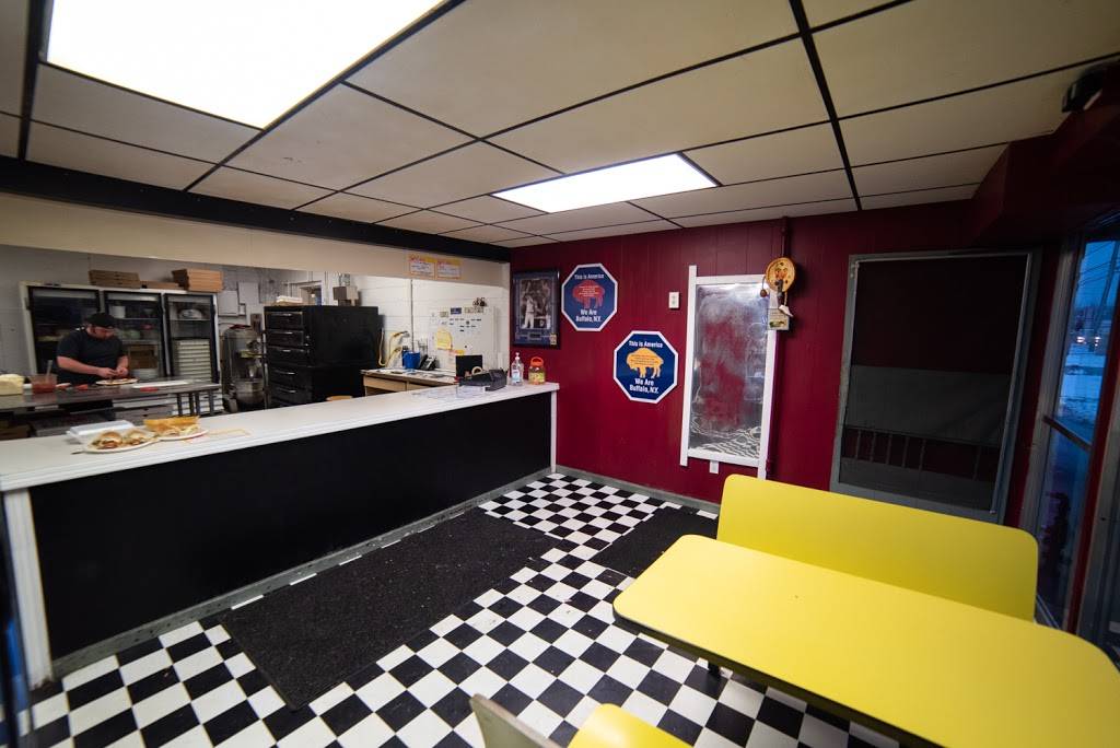 Fatmans Pizza | restaurant | 2712 Niagara Falls Blvd, Tonawanda, NY 14150, USA | 7166937477 OR +1 716-693-7477