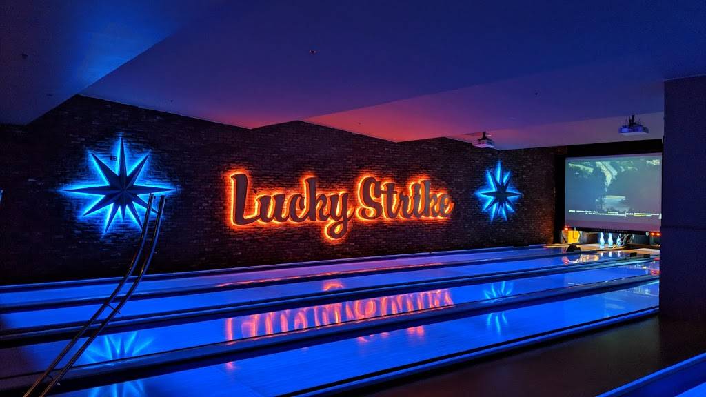 Lucky Strike Bellevue | night club | 700 Bellevue Way NE Suite #250, Bellevue, WA 98004, USA | 4254535137 OR +1 425-453-5137