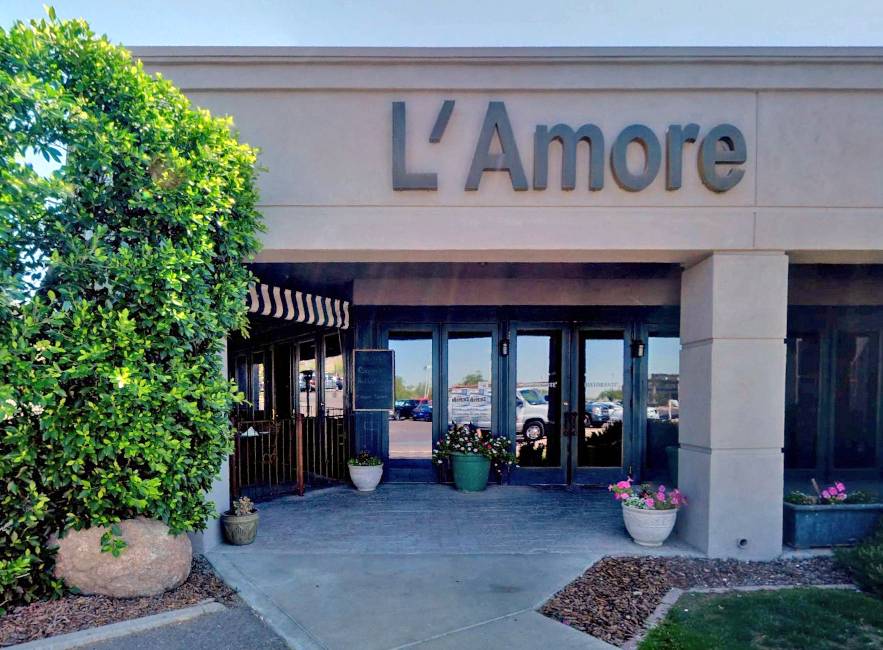 Lamore Italian Restaurant | restaurant | 3159 E Lincoln Dr, Phoenix, AZ 85016, USA | 6023813159 OR +1 602-381-3159