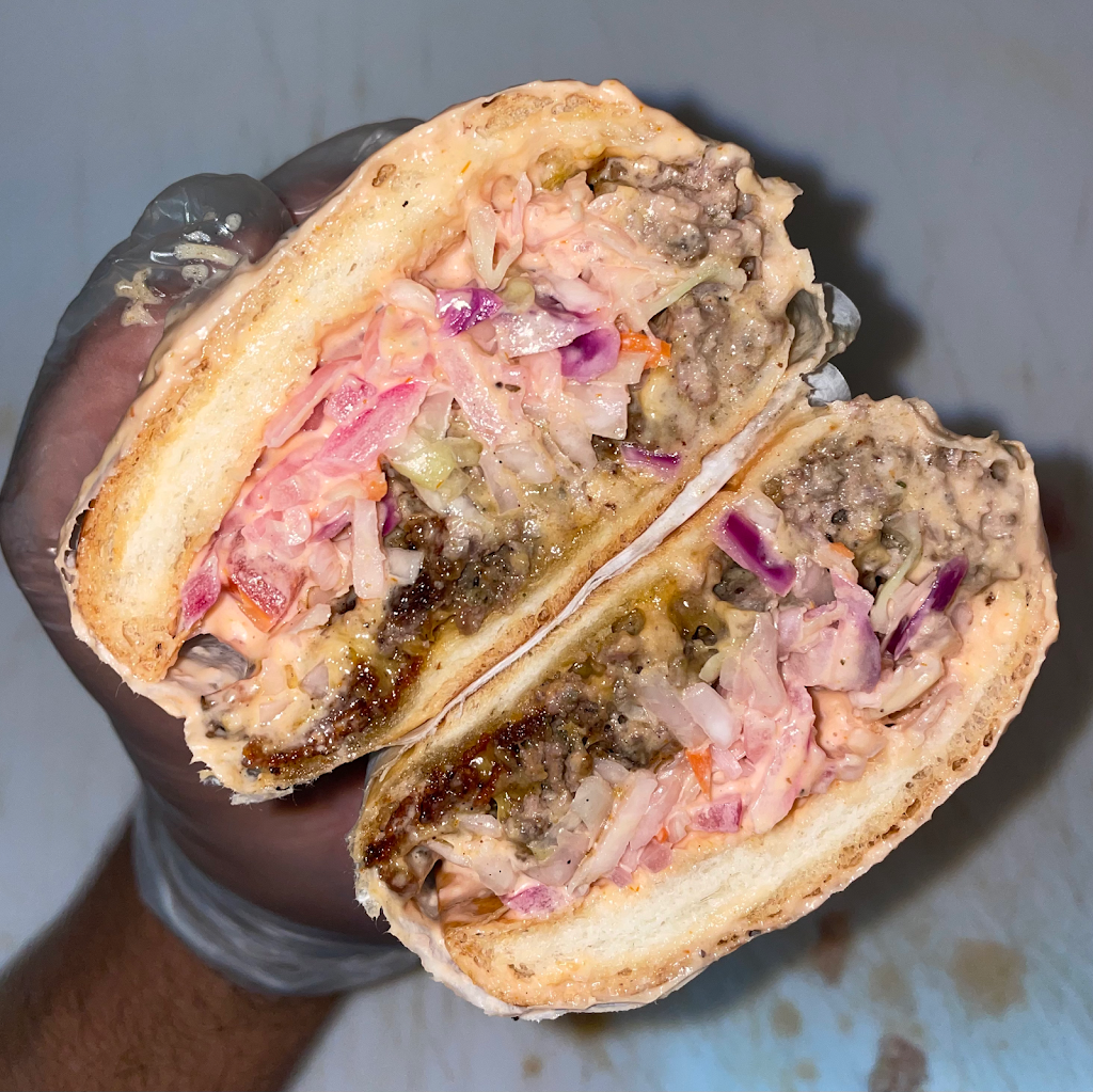 The Latin Corner Of Long Island | restaurant | Located inside US Gas Station, 545 Conklin St, Farmingdale, NY 11735, USA | 9392240460 OR +1 939-224-0460