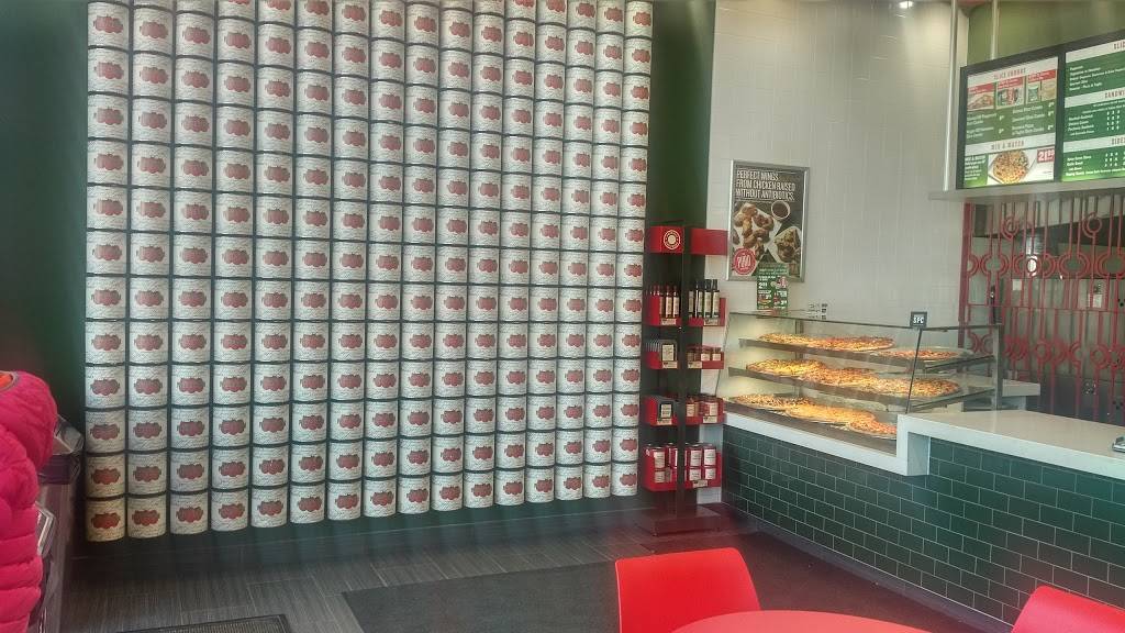 Pizza Nova | meal delivery | 1700 King Rd, King City, ON L7B 0N1, Canada | 4164390000 OR +1 416-439-0000