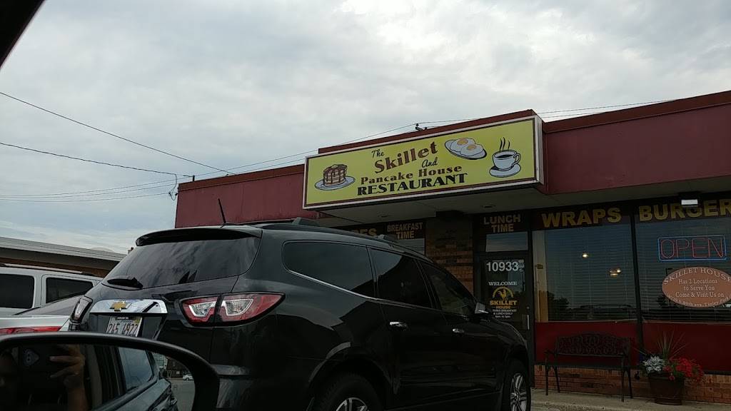 Skillet House | bakery | 10931 S Cicero Ave, Oak Lawn, IL 60453, USA | 7088579340 OR +1 708-857-9340