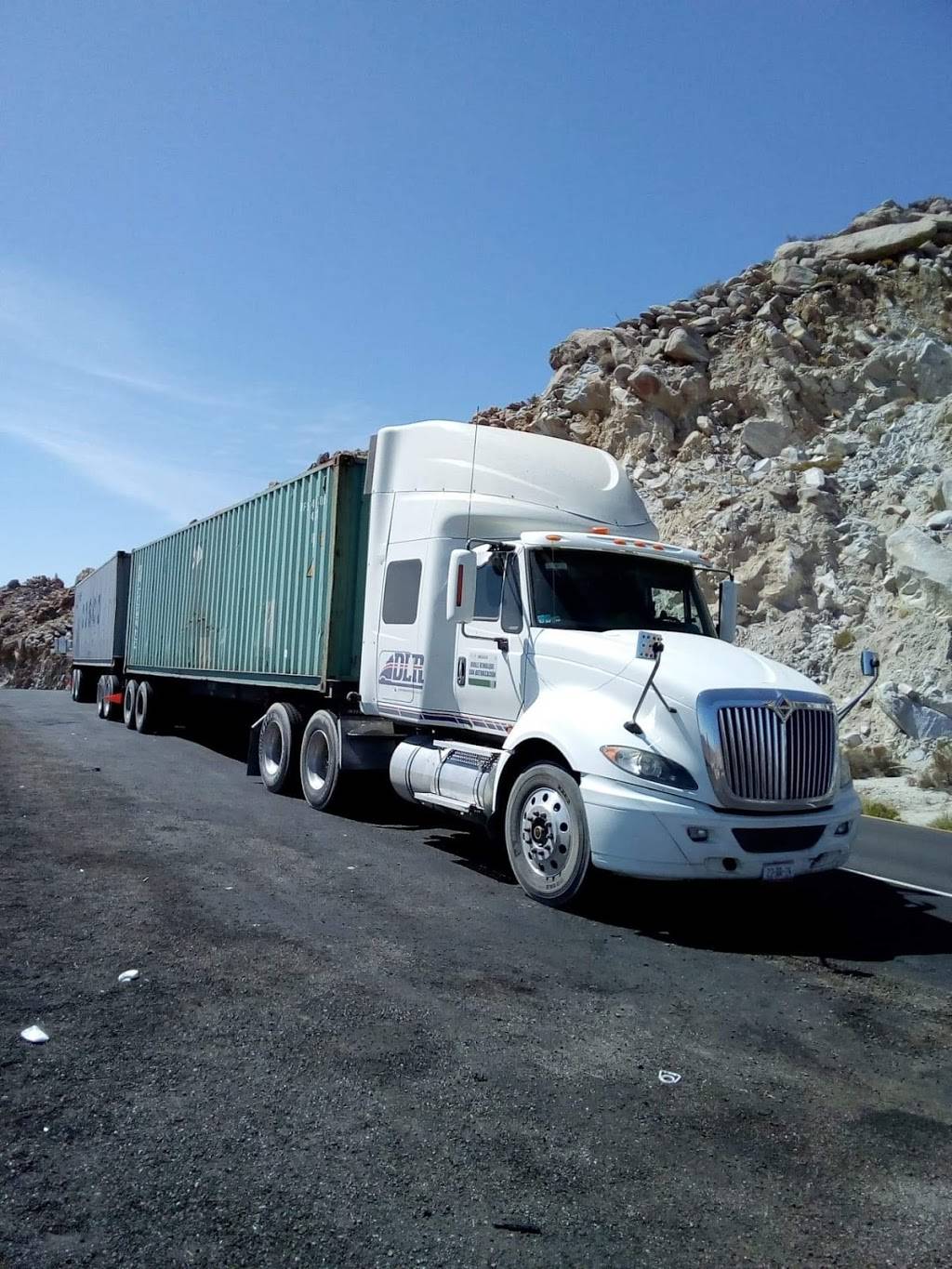 Tacontento | restaurant | Av. Ruiz, Fraccionamiento Los Encinos, Ensenada, B.C., Mexico | 016461367799 OR +52 646 136 7799