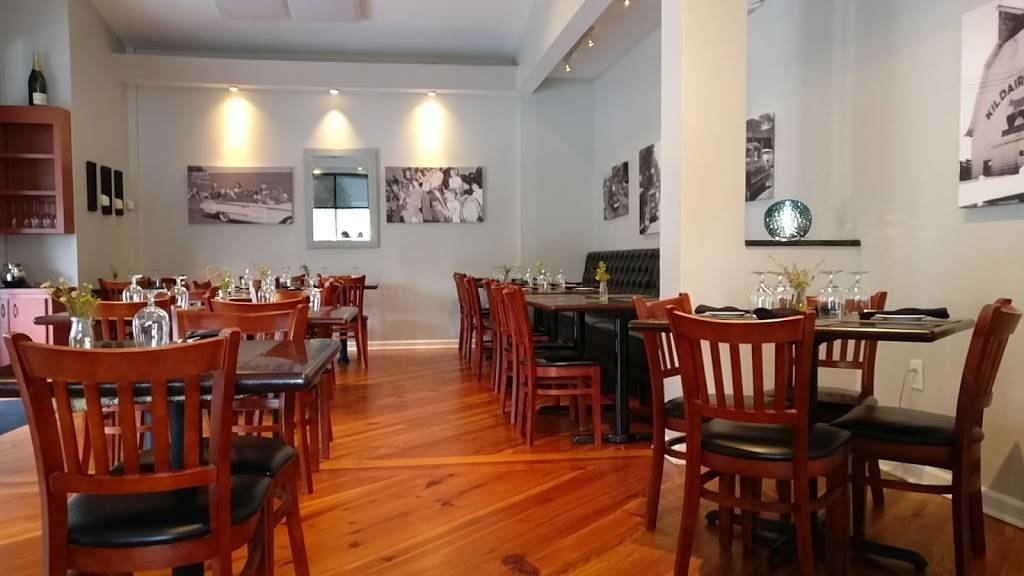 Academy Street Bistro | restaurant | 200 S Academy St, Cary, NC 27511, USA | 9193770509 OR +1 919-377-0509