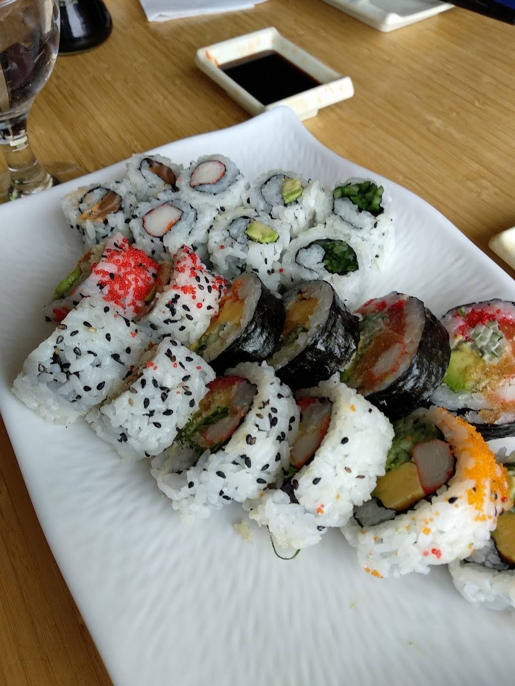 Sushi Matsu | restaurant | 2485 Boulevard Casavant O, Saint-Hyacinthe, QC J2S 7E5, Canada | 4507683955 OR +1 450-768-3955