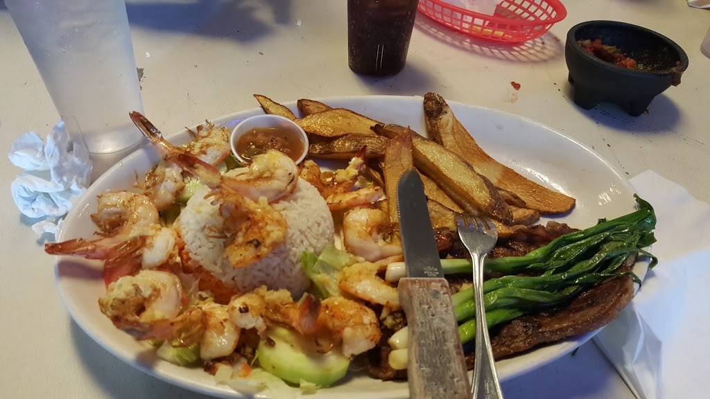 El Puerto Seafood & Mexican Restaurant | restaurant | 2105 Edison Hwy, Bakersfield, CA 93305, USA | 6613261425 OR +1 661-326-1425