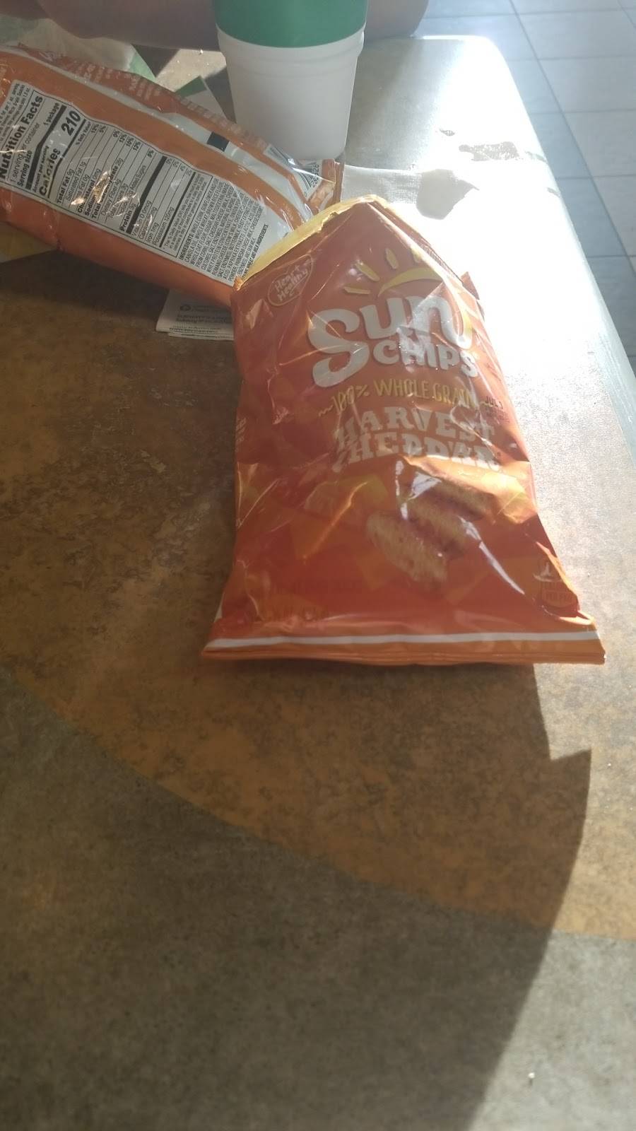 Subway Restaurants | restaurant | 1415 N Lewis Ave, Waukegan, IL 60085, USA | 8472494730 OR +1 847-249-4730