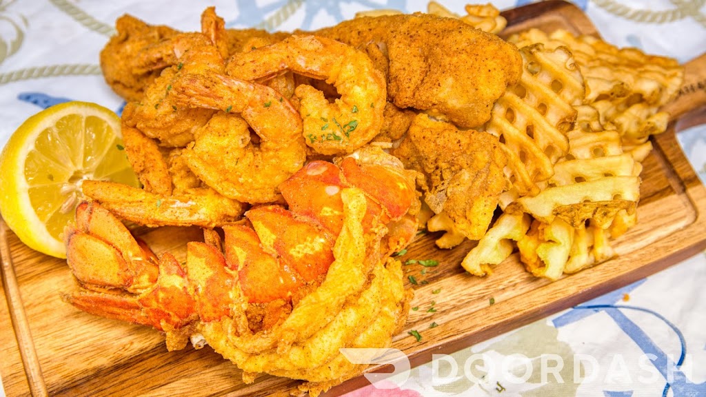 The Crazy Crab Bag | restaurant | 1741 Light St, Baltimore, MD 21230, USA | 4435012722 OR +1 443-501-2722