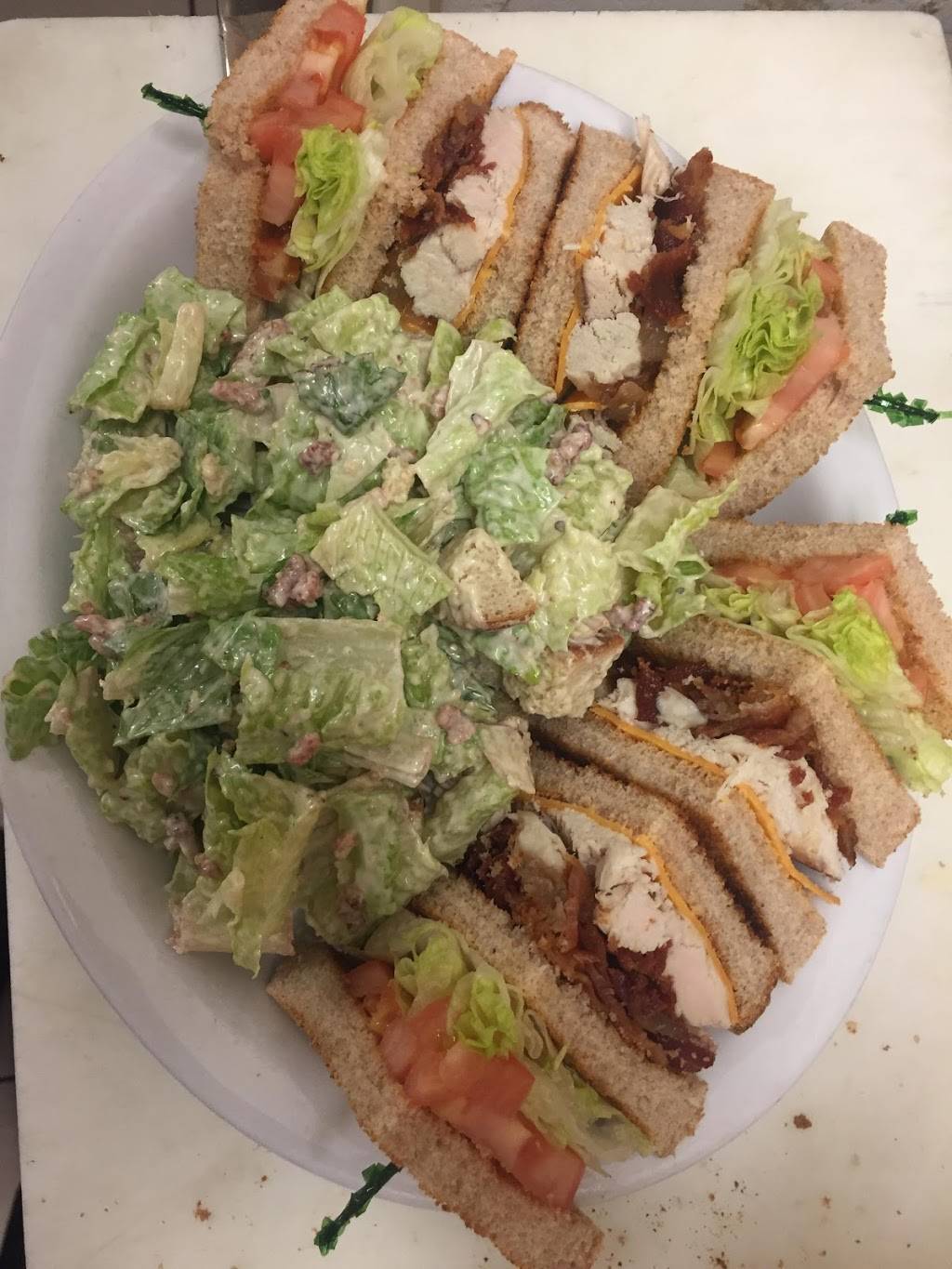 The Copper Mug | restaurant | 79 Broadway, Tillsonburg, ON N4G 3P5, Canada | 5198426227 OR +1 519-842-6227