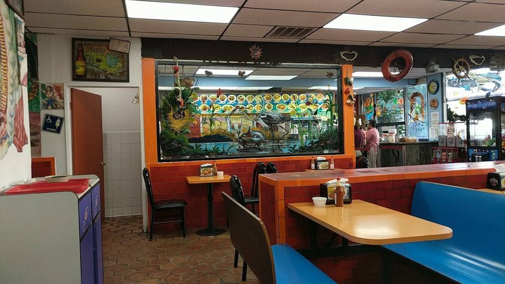 La Paz Seafood | restaurant | 1227 N Avalon Blvd, Wilmington, CA 90744, USA | 3108346567 OR +1 310-834-6567