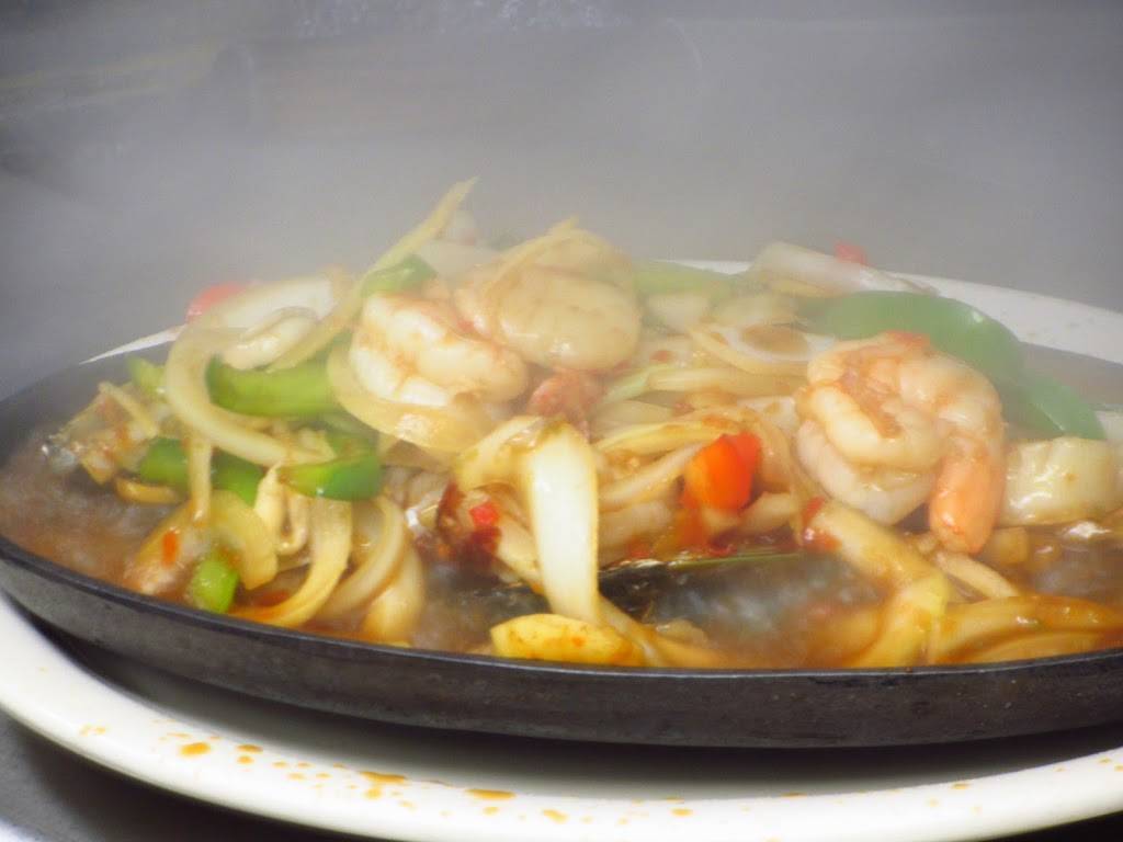 Pho walnut at Asian Kitchen Express | restaurant | 20747 Amar Rd #8d, Walnut, CA 91789, USA | 9094682220 OR +1 909-468-2220