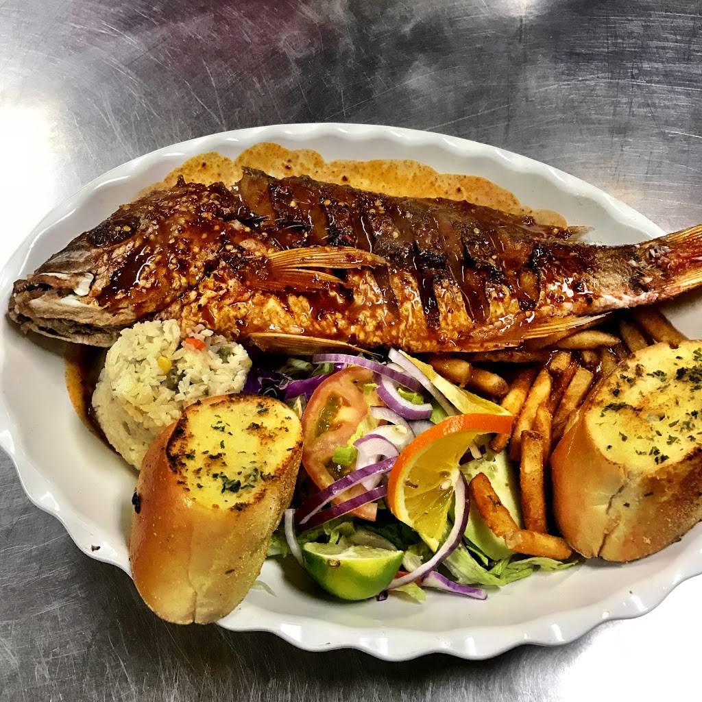 Las Brisas Del Mar | restaurant | 3207 W 51st St, Chicago, IL 60632, USA | 7734345040 OR +1 773-434-5040