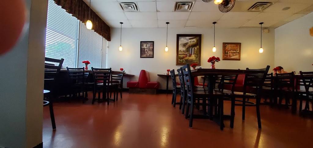 Lizzanos Pizza | restaurant | 2390 Fuller Wiser Rd, Euless, TX 76039, USA | 8175719410 OR +1 817-571-9410