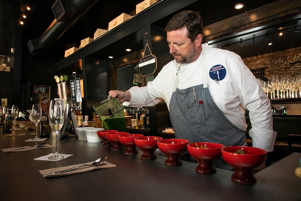 Undiscovered Charleston | restaurant | 40 Archdale St, Charleston, SC 29401, USA | 6158150541 OR +1 615-815-0541