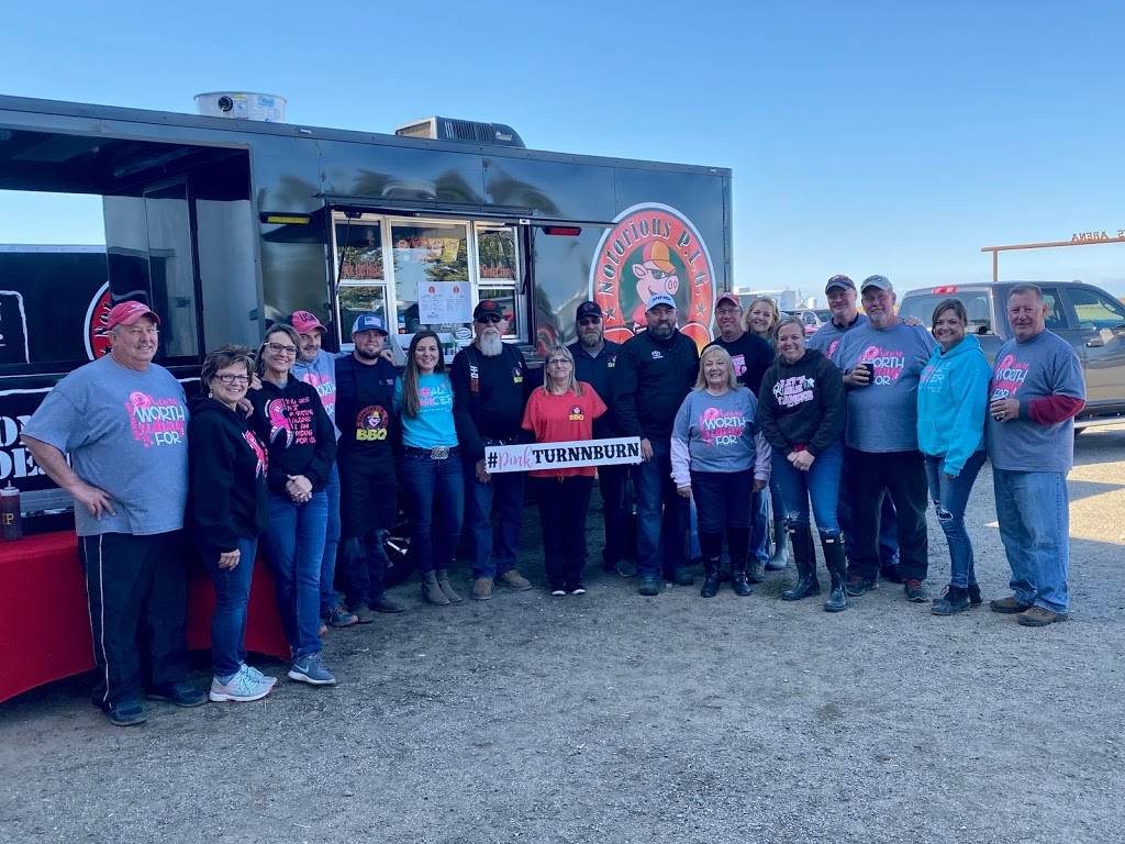 Notorious Pig Bbq | restaurant | 1629 Hunters View Dr, Mt Zion, IL 62549, USA | 2174335143 OR +1 217-433-5143