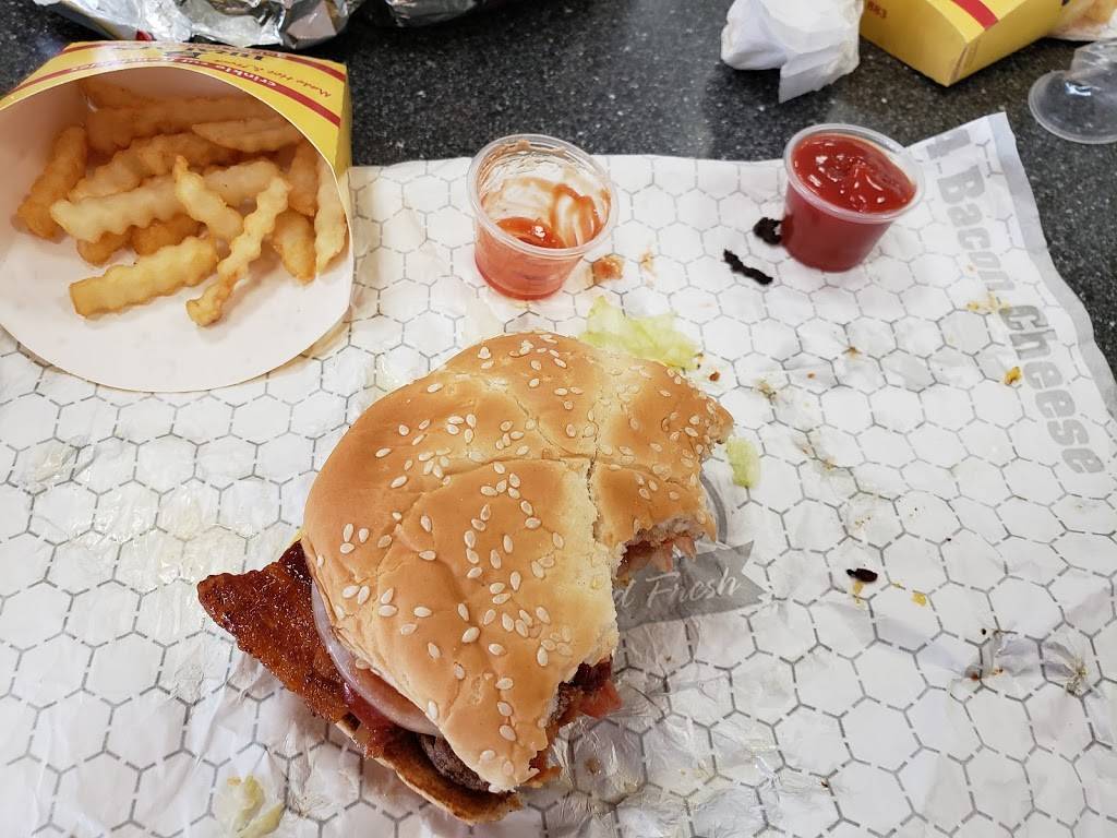 Braums Ice Cream & Burger Restaurant | restaurant | 7101 S Broadway Ave, Tyler, TX 75703, USA | 9035343973 OR +1 903-534-3973