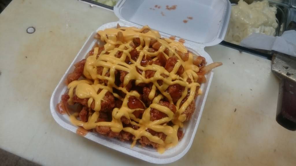 Buffalo Sams | restaurant | 508 S Kostner Ave, Chicago, IL 60624, USA | 7735334000 OR +1 773-533-4000