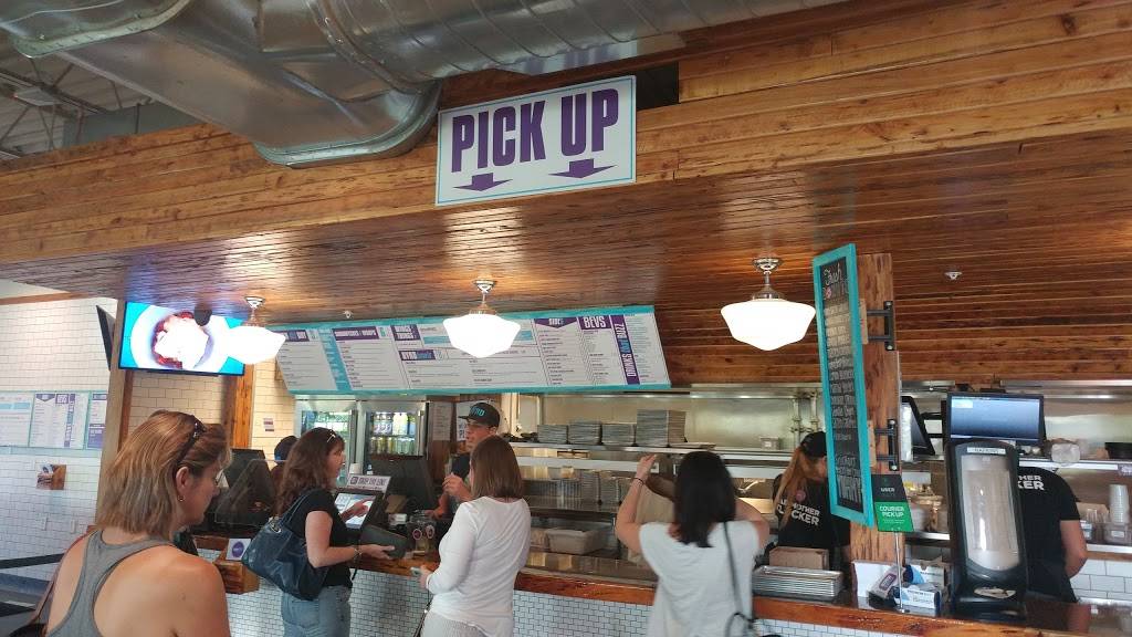 Fresh Kitchen | restaurant | 4447 4th St N #2, St. Petersburg, FL 33704, USA | 7278358991 OR +1 727-835-8991